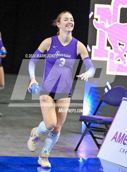 Thumbnail 2 in Sunrise Mountain vs. Horizon (AIA 5A Final) photogallery.