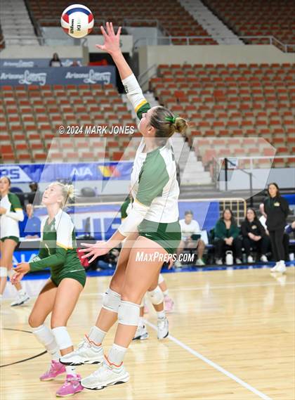 Thumbnail 2 in Sunrise Mountain vs. Horizon (AIA 5A Final) photogallery.