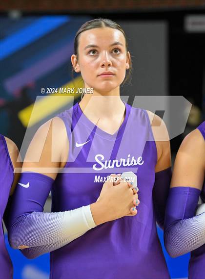 Thumbnail 2 in Sunrise Mountain vs. Horizon (AIA 5A Final) photogallery.