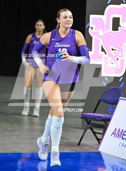 Thumbnail 3 in Sunrise Mountain vs. Horizon (AIA 5A Final) photogallery.