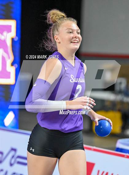 Thumbnail 2 in Sunrise Mountain vs. Horizon (AIA 5A Final) photogallery.