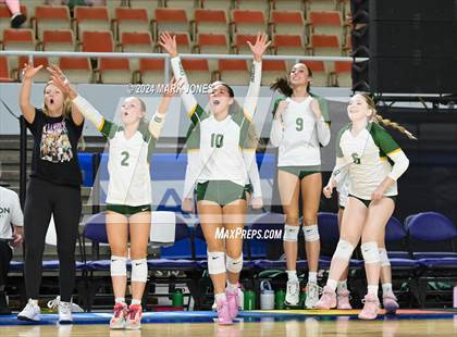 Thumbnail 1 in Sunrise Mountain vs. Horizon (AIA 5A Final) photogallery.