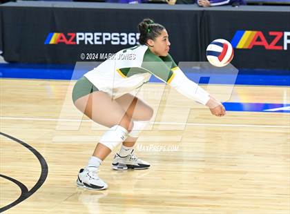 Thumbnail 2 in Sunrise Mountain vs. Horizon (AIA 5A Final) photogallery.
