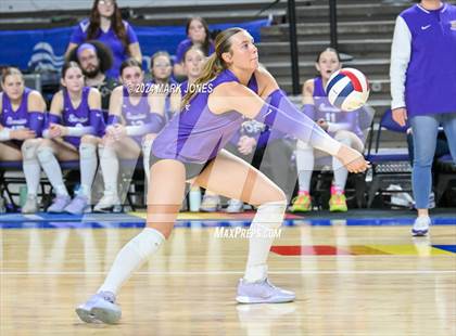 Thumbnail 2 in Sunrise Mountain vs. Horizon (AIA 5A Final) photogallery.