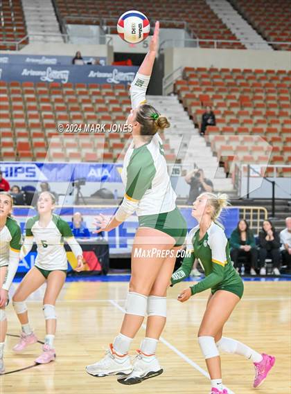 Thumbnail 2 in Sunrise Mountain vs. Horizon (AIA 5A Final) photogallery.