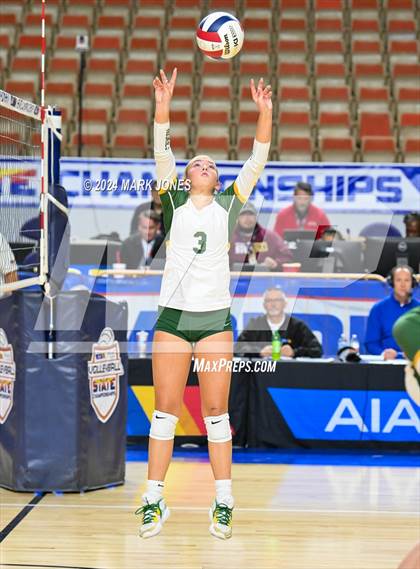 Thumbnail 3 in Sunrise Mountain vs. Horizon (AIA 5A Final) photogallery.