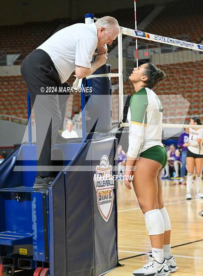 Thumbnail 2 in Sunrise Mountain vs. Horizon (AIA 5A Final) photogallery.