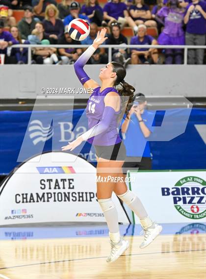 Thumbnail 1 in Sunrise Mountain vs. Horizon (AIA 5A Final) photogallery.