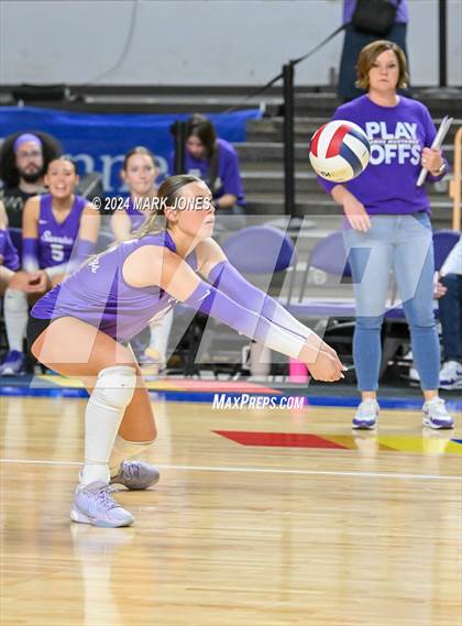 Thumbnail 2 in Sunrise Mountain vs. Horizon (AIA 5A Final) photogallery.