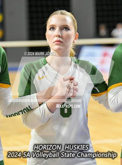 Thumbnail 1 in Sunrise Mountain vs. Horizon (AIA 5A Final) photogallery.