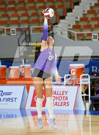 Thumbnail 3 in Sunrise Mountain vs. Horizon (AIA 5A Final) photogallery.