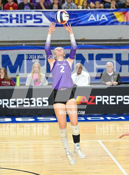 Thumbnail 1 in Sunrise Mountain vs. Horizon (AIA 5A Final) photogallery.