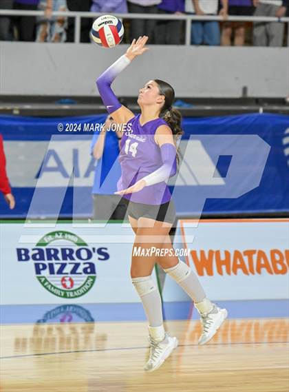 Thumbnail 1 in Sunrise Mountain vs. Horizon (AIA 5A Final) photogallery.