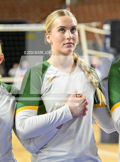 Thumbnail 3 in Sunrise Mountain vs. Horizon (AIA 5A Final) photogallery.