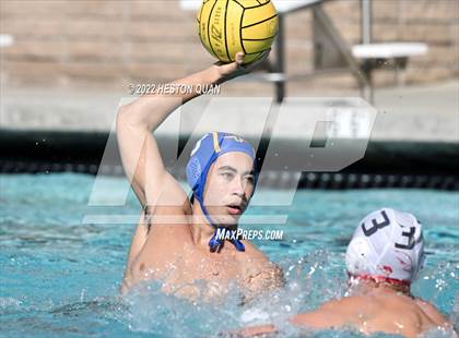 Thumbnail 2 in Punahou vs. Redondo Union (Villa Park Classic) photogallery.