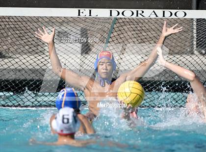 Thumbnail 3 in Punahou vs. Redondo Union (Villa Park Classic) photogallery.