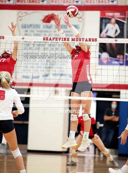 Thumbnail 3 in Northwest vs Grapevine photogallery.