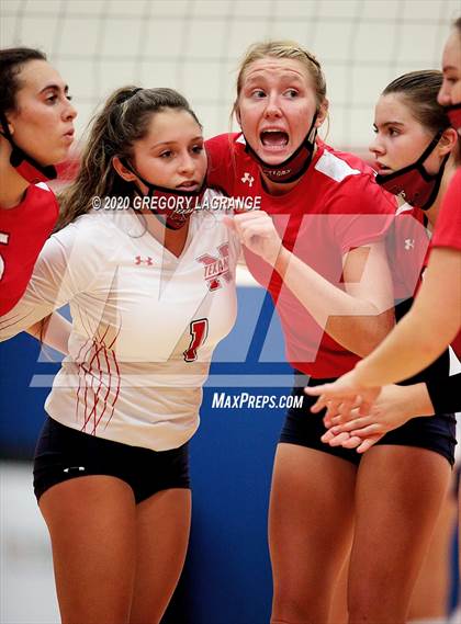 Thumbnail 1 in Northwest vs Grapevine photogallery.