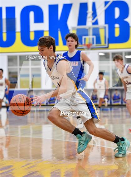 Thumbnail 3 in Gorman @ Huckabay photogallery.