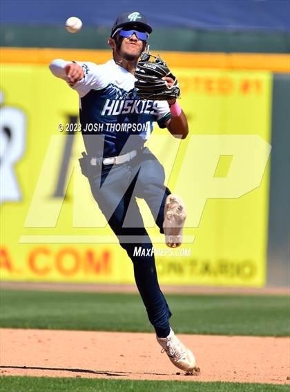 Thumbnail 1 in Etiwanda @ Chino Hills photogallery.