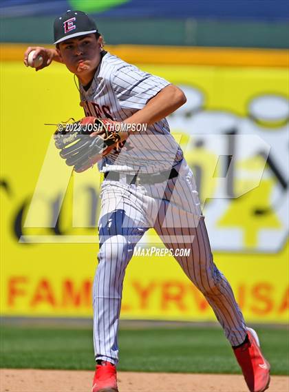 Thumbnail 1 in Etiwanda @ Chino Hills photogallery.