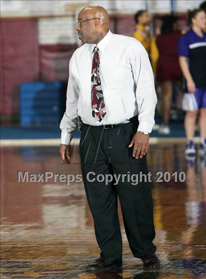 Thumbnail 2 in New Rochelle vs Mt. Vernon (Section 1 AA Quarterfinals) photogallery.