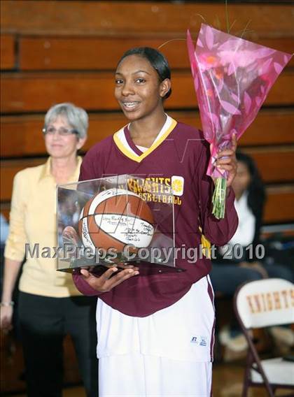 Thumbnail 2 in New Rochelle vs Mt. Vernon (Section 1 AA Quarterfinals) photogallery.