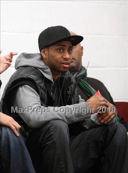 Thumbnail 2 in New Rochelle vs Mt. Vernon (Section 1 AA Quarterfinals) photogallery.