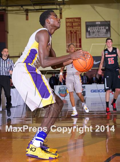 Thumbnail 2 in Montverde Academy vs. Sagemont (Dick's Sporting Goods National Tournament) photogallery.