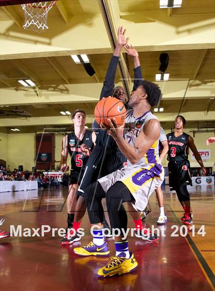 Thumbnail 1 in Montverde Academy vs. Sagemont (Dick's Sporting Goods National Tournament) photogallery.