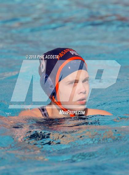 Thumbnail 2 in Polytechnic vs La Salle photogallery.