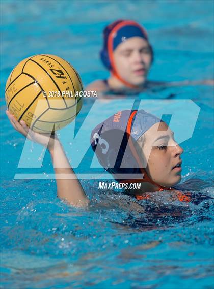 Thumbnail 2 in Polytechnic vs La Salle photogallery.