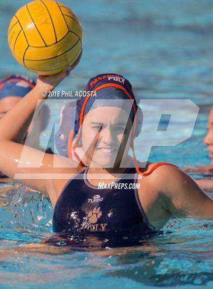 Thumbnail 3 in Polytechnic vs La Salle photogallery.