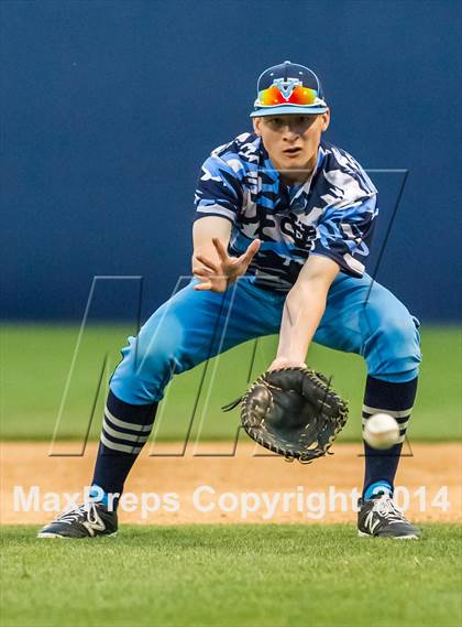 Thumbnail 2 in Valley Christian vs. Huntington Beach photogallery.