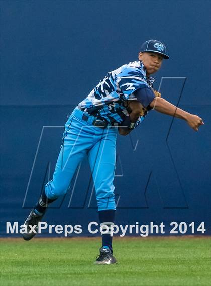 Thumbnail 1 in Valley Christian vs. Huntington Beach photogallery.