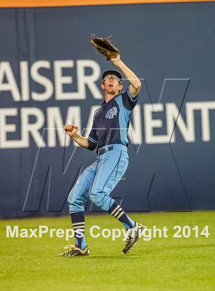 Thumbnail 1 in Valley Christian vs. Huntington Beach photogallery.