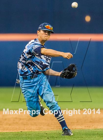 Thumbnail 1 in Valley Christian vs. Huntington Beach photogallery.
