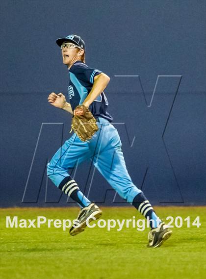 Thumbnail 2 in Valley Christian vs. Huntington Beach photogallery.