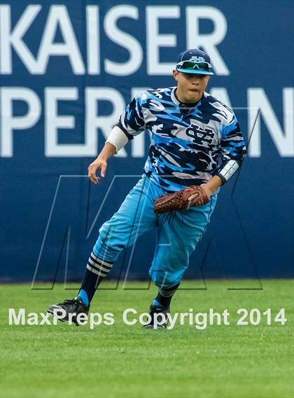 Thumbnail 2 in Valley Christian vs. Huntington Beach photogallery.