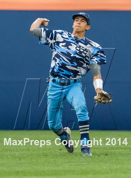 Thumbnail 3 in Valley Christian vs. Huntington Beach photogallery.