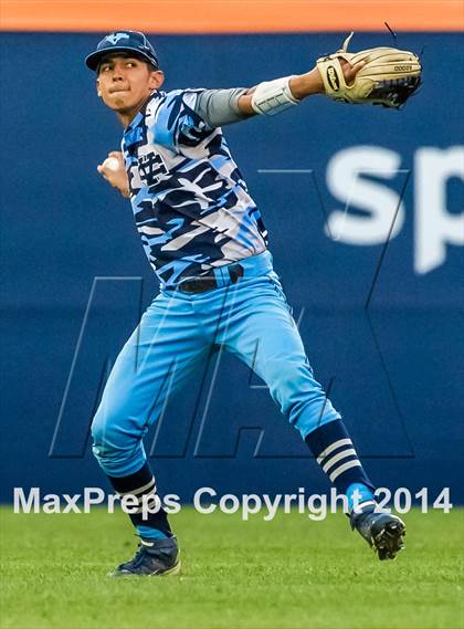 Thumbnail 2 in Valley Christian vs. Huntington Beach photogallery.