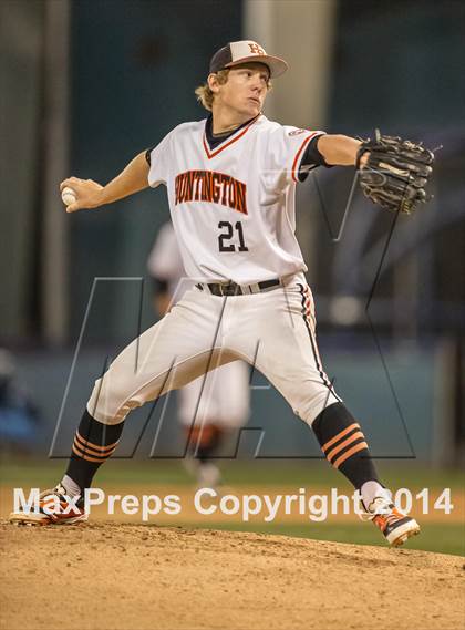 Thumbnail 2 in Valley Christian vs. Huntington Beach photogallery.