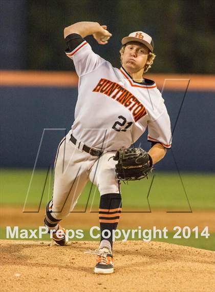 Thumbnail 1 in Valley Christian vs. Huntington Beach photogallery.