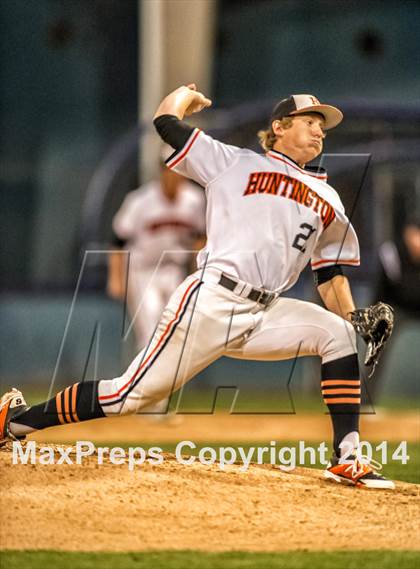 Thumbnail 1 in Valley Christian vs. Huntington Beach photogallery.