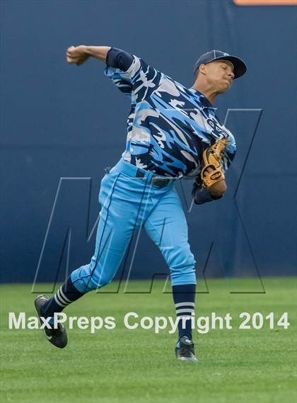 Thumbnail 1 in Valley Christian vs. Huntington Beach photogallery.
