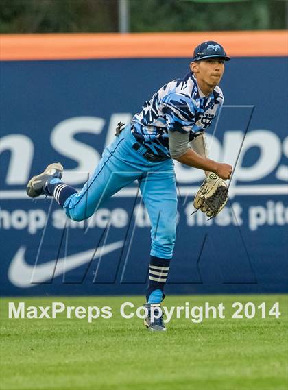 Thumbnail 2 in Valley Christian vs. Huntington Beach photogallery.