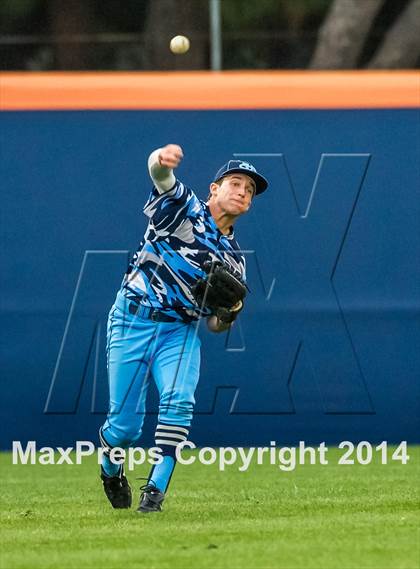 Thumbnail 2 in Valley Christian vs. Huntington Beach photogallery.