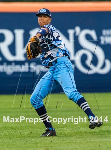 Thumbnail 2 in Valley Christian vs. Huntington Beach photogallery.