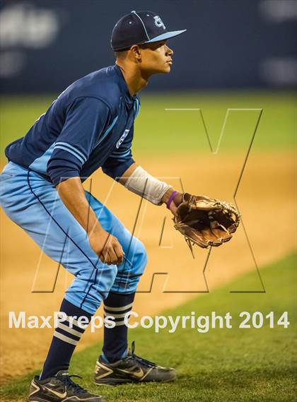 Thumbnail 2 in Valley Christian vs. Huntington Beach photogallery.