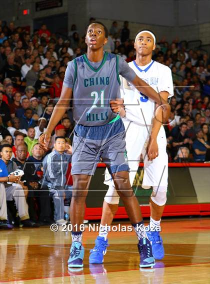 Thumbnail 2 in Chino Hills vs. Bishop Gorman (Nike Extravaganza) photogallery.